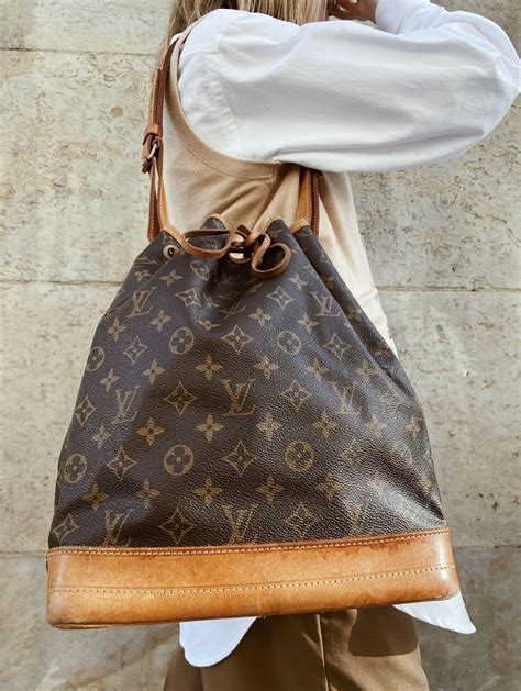 louis vuitton black noe bag|louis vuitton noe sizes.